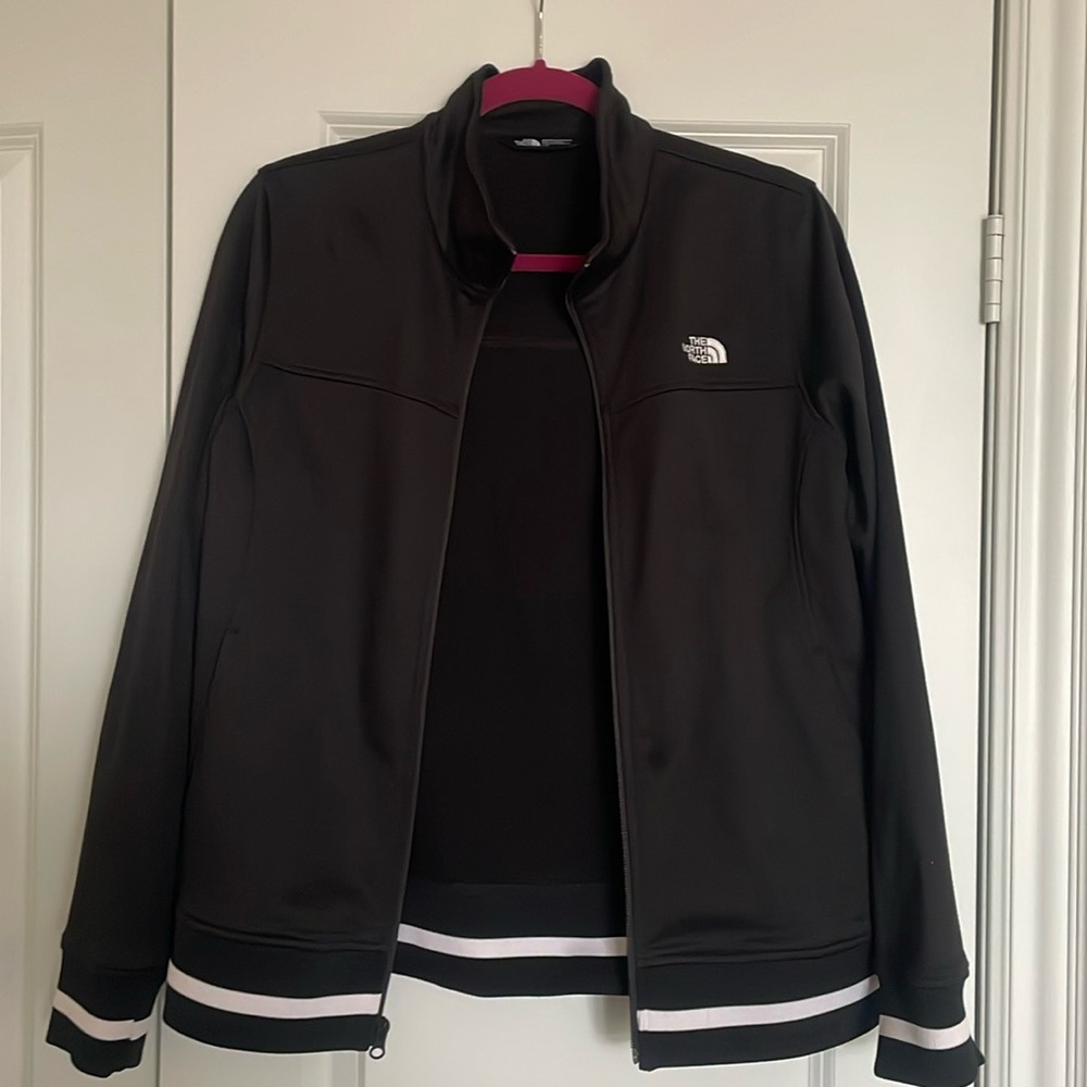 North face sweater